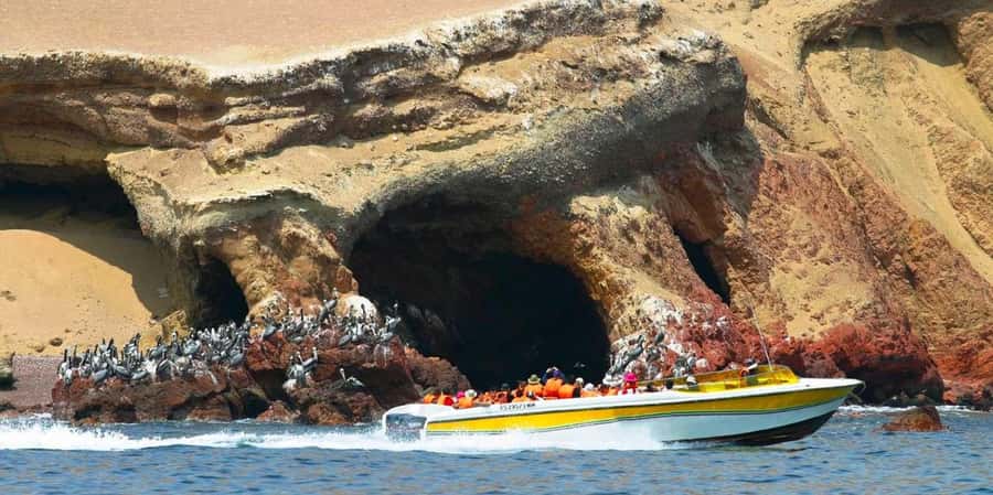 Paracas: Ballestas Islands Boat tour - Islas Ballestas - Leaving El Chaco Pier for the Ballestas Islands