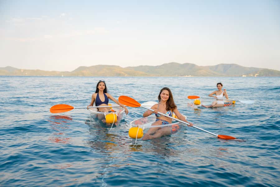 Pattaya: 3-Island Hopping Sunset Yacht & Buffet with Live DJ - Lunch, snacks, and the buffet onboard