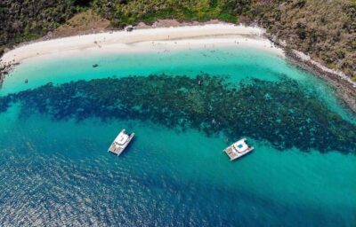 3 Islands Day Tour on Catamaran with Buffet Lunch