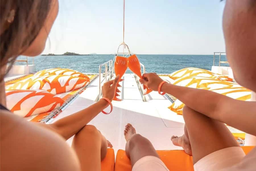 Pattaya: 3 Islands Hopping Day Tour on Catamaran with party - A catamaran day built for activity