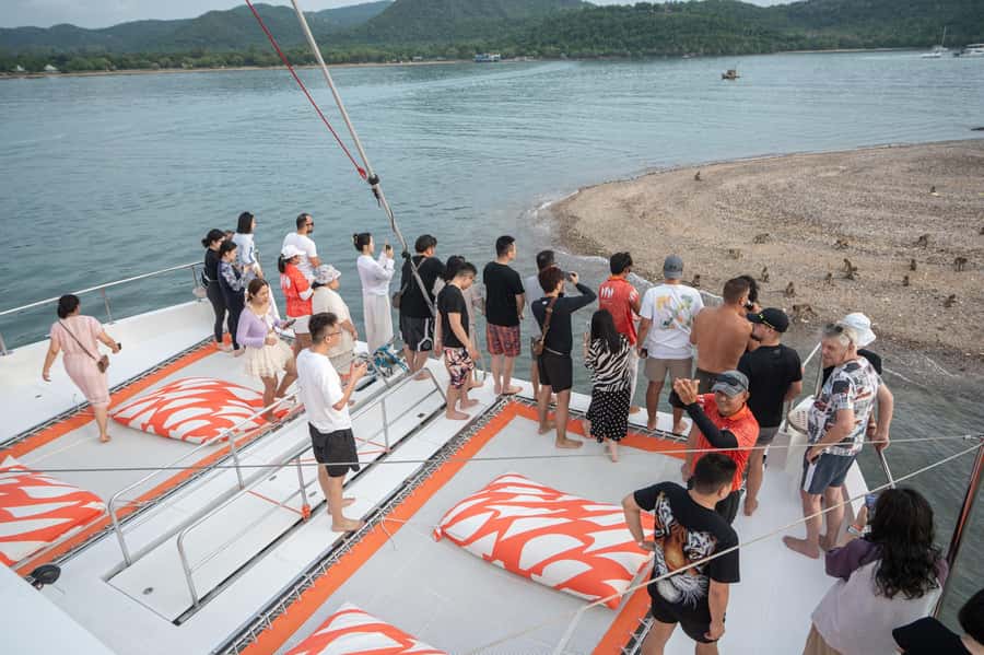 Pattaya: 3 Islands Hopping Day Tour on Catamaran with party - The boat itself is part of the attraction
