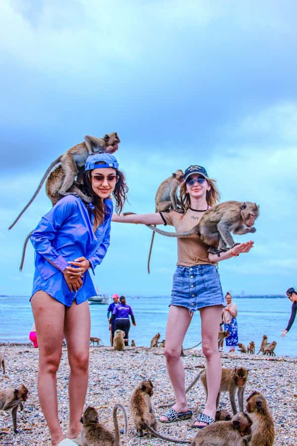 Pattaya: Exclusive 3-Island Catamaran Tour with Buffet Lunch - Leaving Pattaya for a full day on the water