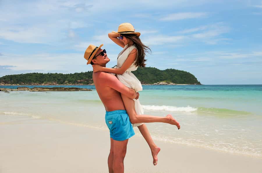Pattaya: Exclusive 3-Island Catamaran Tour with Buffet Lunch - Who will enjoy this cruise most