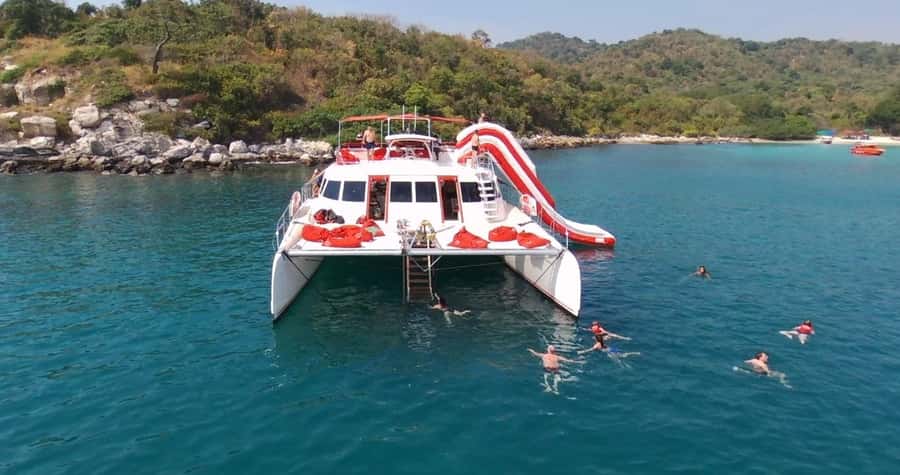 Pattaya: Full-Day 2 Islands Yacht Trip with Lunch and Sunset - Who should book it?