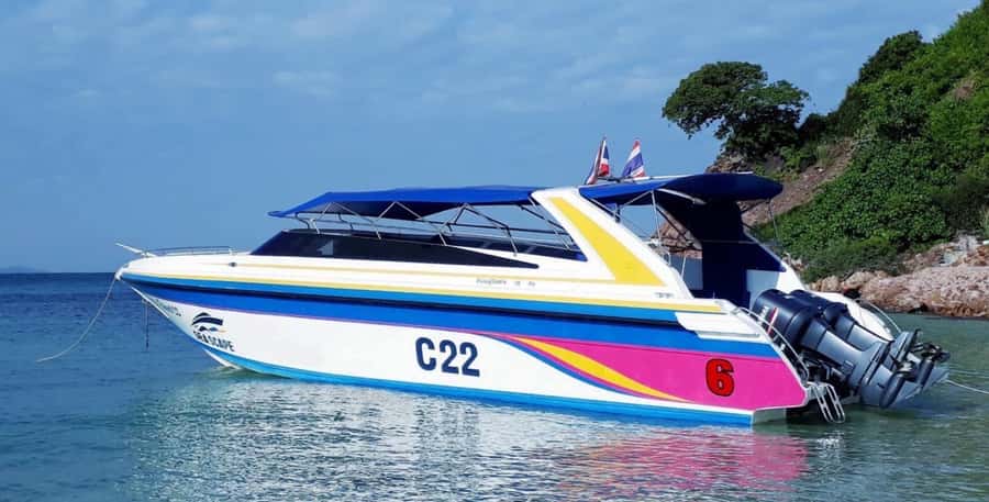 Pattaya: Private Speedboat to Coral Islands Cruise - Ko Sak: the quieter first water stop
