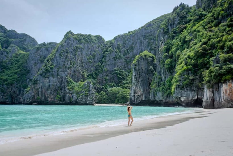Phi Phi: 7 Island Longtail Boat Snorkeling Tour with Sunset - Shark Point and the search for blacktip reef sharks