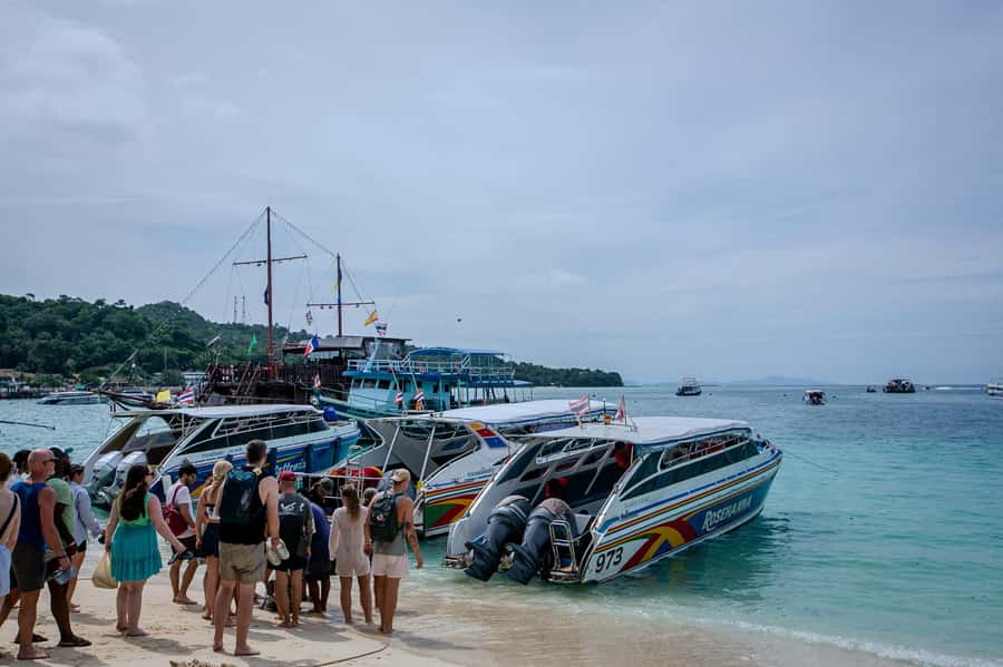 Phi Phi: 7 Islands Speed Boat Tour with Sunset and Plankton - Who this Phi Phi tour suits best
