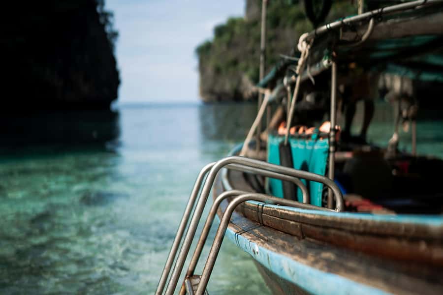 Phi Phi: Exclusive Full Day Longtail Boat to 7 Islands - Maya Bay requires careful timing