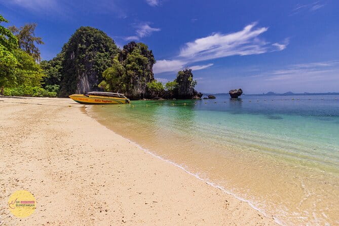 Phi Phi, Maya and Bamboo Islands Day Tour by Speedboat in Krabi - Viking Cave and the Phi Phi cliffs