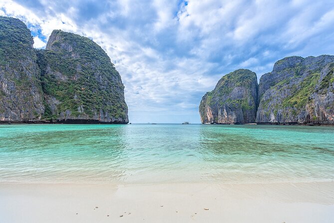 Phi Phi, Maya Bay and Khai Islands Tour By Seastar Andaman From Khao Lak - The early start from Khao Lak matters