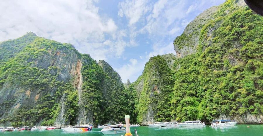 Phi Phi: One Day trip by Long Tail Boat (7 island) - Loh Samah Bay and the Walk to Maya Bay