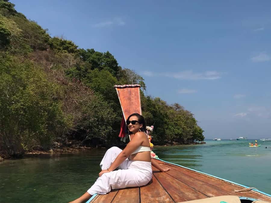 Phi Phi: Private 7 Islands Longtail to Maya Bay and Bamboo - Nui Bay and the camel rock