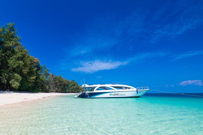 Phi Phi Speedboat Day Trip: Maya Bay, Bamboo & Seaview Lunch - Lunch and a Reset on Phi Phi Don