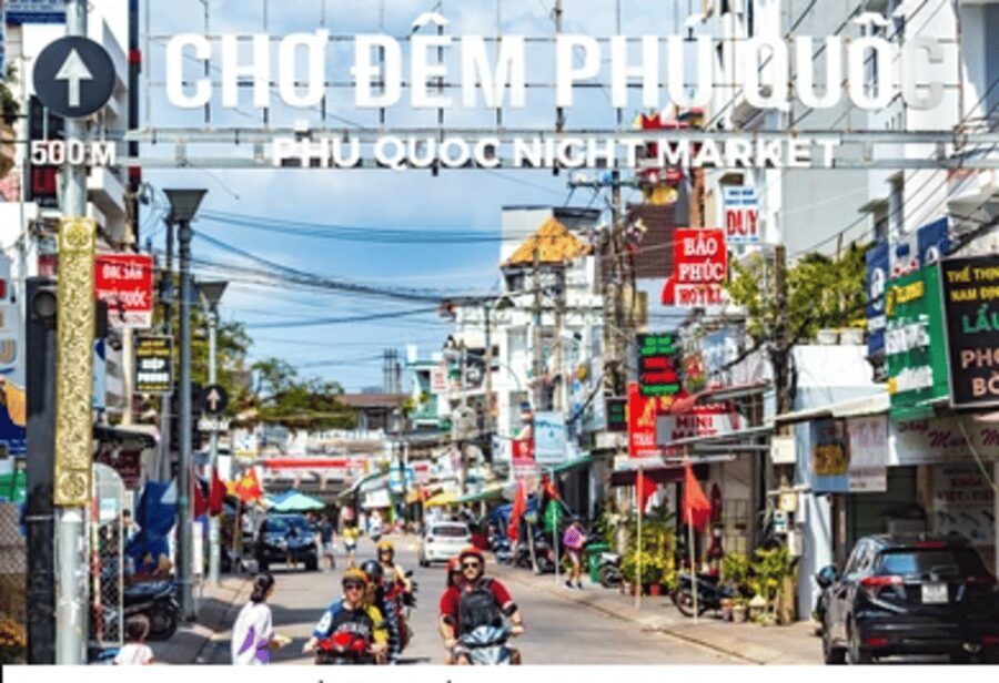 Phu Quoc: 3 Island Boat Trip, Cable Car, Water Park| Vietnam - Xuong Island brings the first reef stop