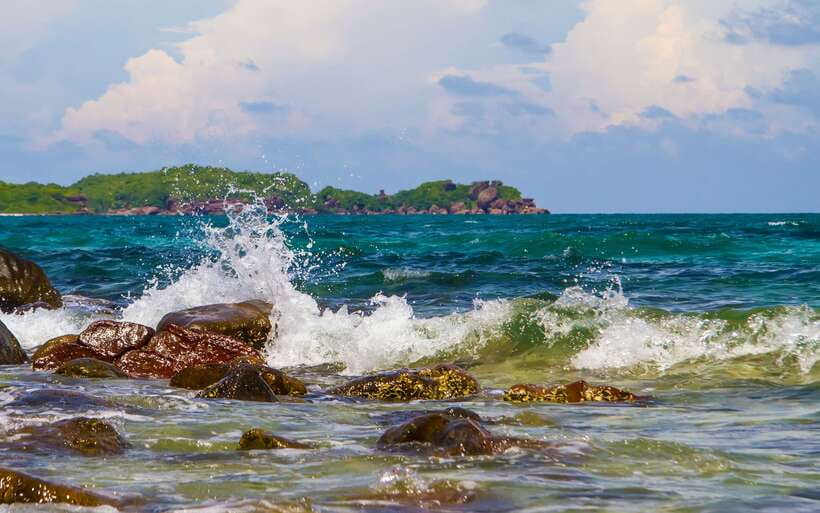 Phu Quoc: 3 Island Tour by Boat with Guide - Weather, water clarity, and changing island plans