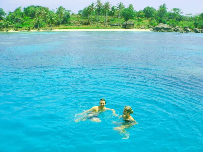 Phu Quoc: 3 Island Tour by Boat with Guide - Lunch on board: generous, local, and not a restaurant meal