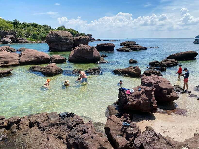Phu Quoc 3 Island Tour: Gam Ghi, Mong Tay, May Rut Island - Mong Tay and the long lunch break