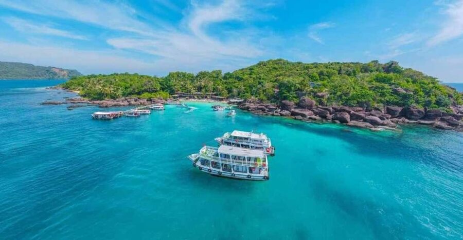 Phu Quoc: 4 Island Hopping, Speedboat, Cable Car, Water Park - Starting in Duong Dong at 8:30