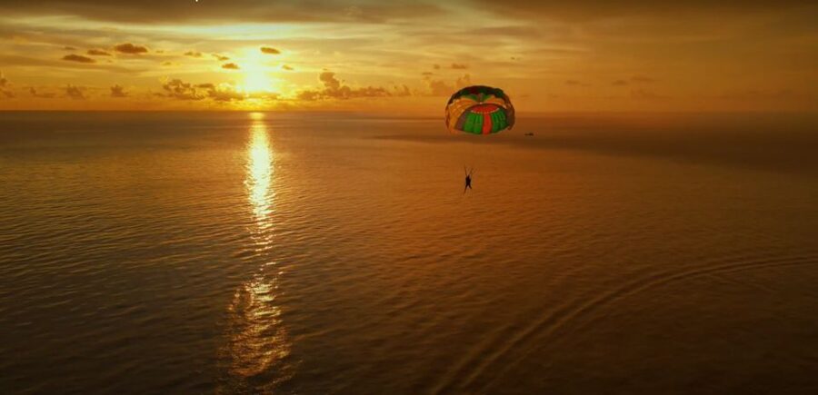 Phu Quoc: Explore 3 Islands & Parasailing and Jetski Combo - Sunset Town closes the day