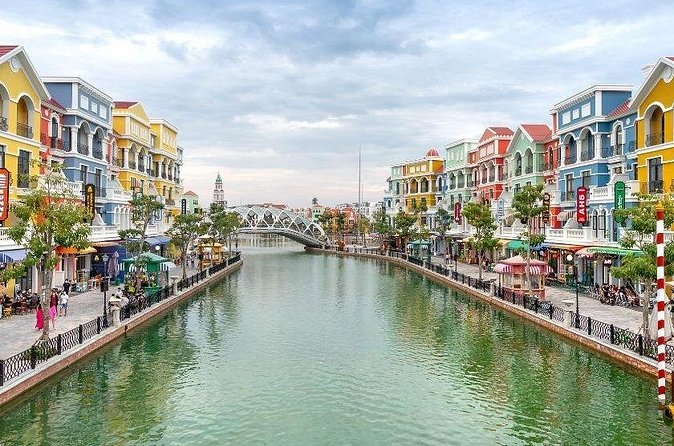 Phu Quoc Full Day Luxury Tour, Discover 4 Islands with Cable Car - May Rut Trong at 1:00 pm: the day’s easiest pause