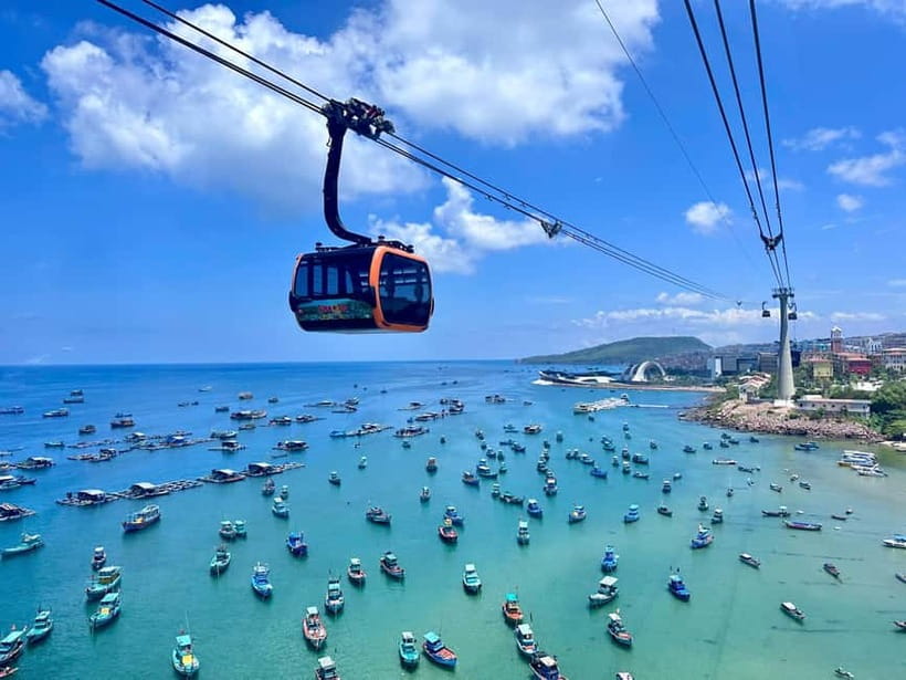 Phu Quoc: Snorkeling Island Hopping Cable Car With Lunch - May Rut Island is the relaxed first stop