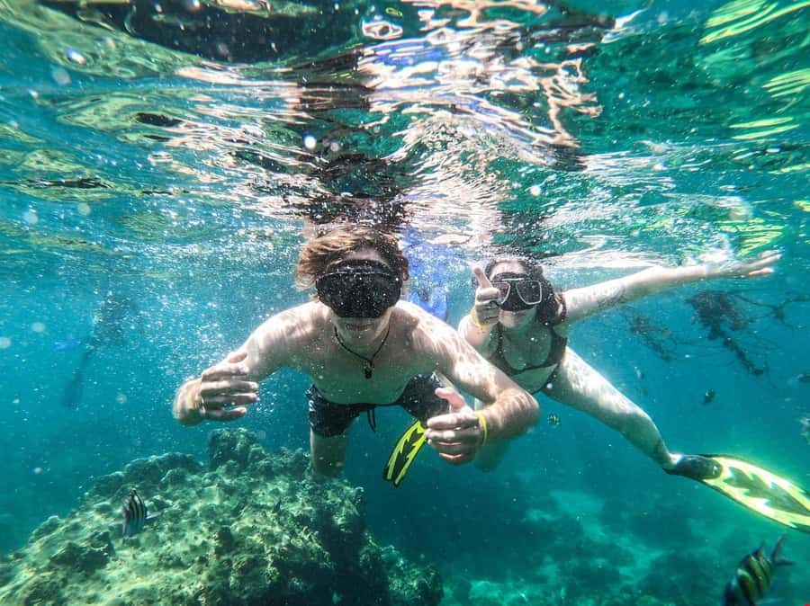 Phuket: 2 Days Itinerary Similan & James Bond Islands Tour - Panyee Island lunch is the day two food highlight