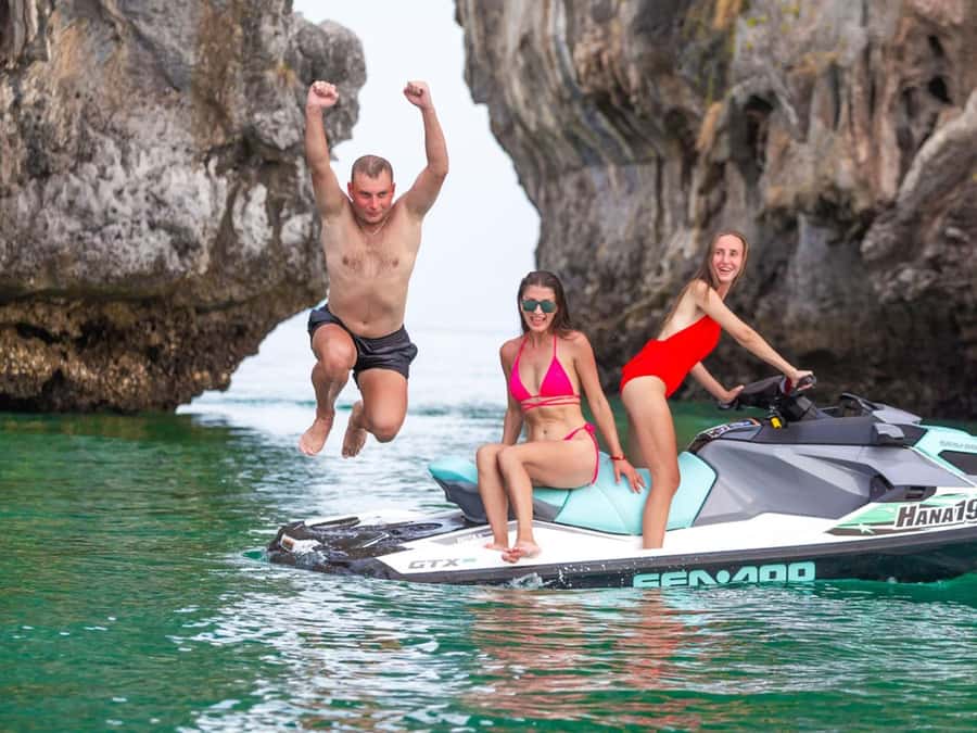 Phuket: 4 Hours Jet Ski Experience Hopping To 6 Islands - Khai Nok and Khai Nai: the first island stops