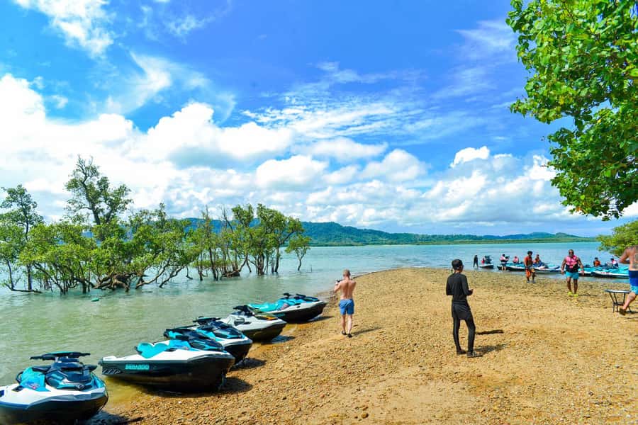 Phuket: 5 or 8-Island Jet Ski Tour with Lunch and Transfer - Getting started: instruction, safety, and shared skis