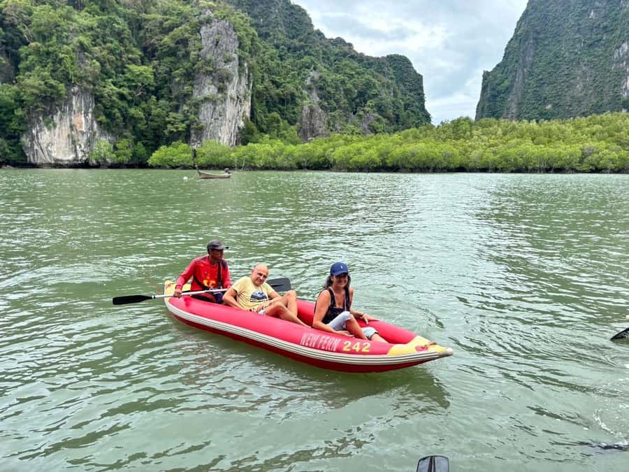 Phuket: James Bond 5 Islands Speedboat Tour with Lunch - Hong Island by canoe, not just by boat