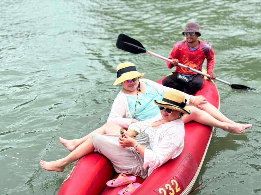 Phuket: James Bond 5 Islands Speedboat Tour with Lunch - A private beach for the final hour