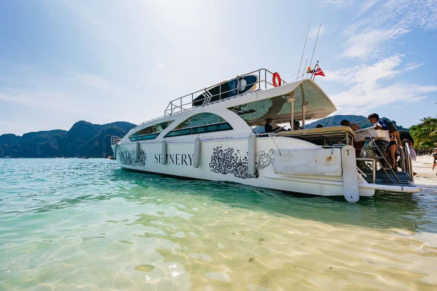Phuket: Phi Phi Islands Day-Trip by Speed Catamaran - Who will enjoy this tour most