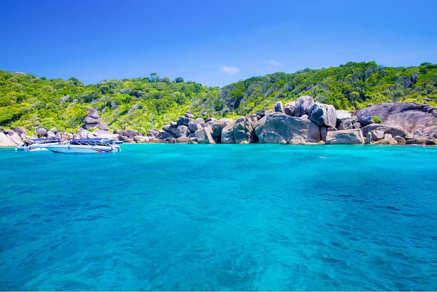 Phuket: Similan Islands Day Tour by Speedboat with Lunch - The return pier welcome
