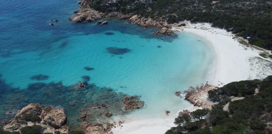 Poltu Quatu: La Maddalena Archipelago Sailboat full-day trip - Spargi: your first hour in the water
