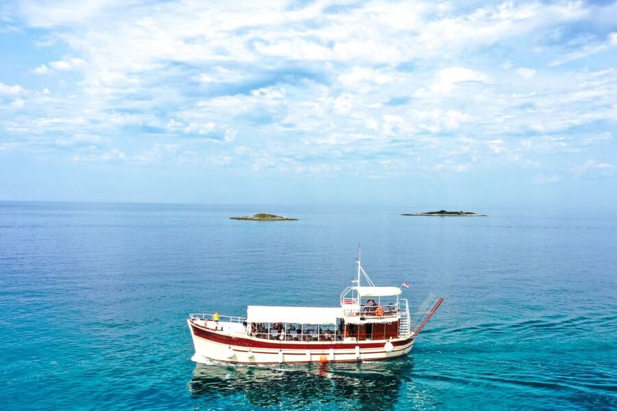 Poreč: Panoramic Morning Cruise Among 20 Islands with Drinks - Drinks, Coffee, and the Homemade Schnapps