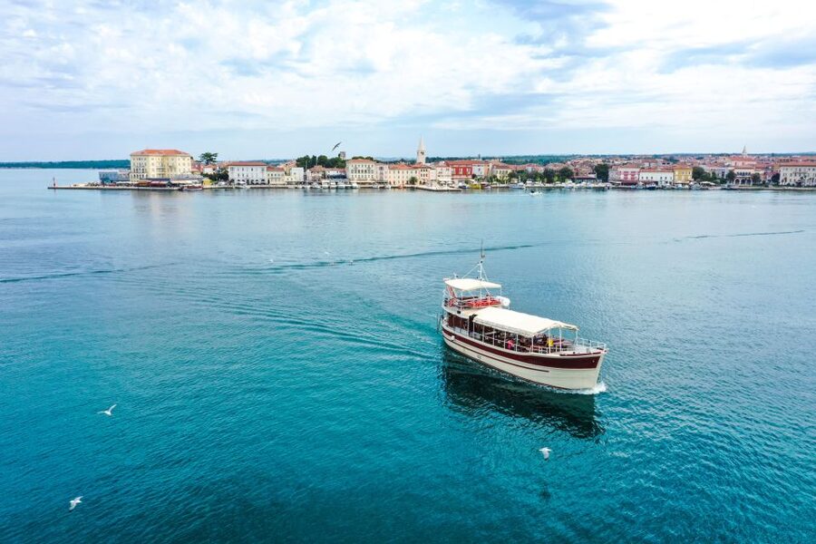 Poreč: Panoramic Morning Cruise Among 20 Islands with Drinks - Dolphins, Sea Life, and Realistic Expectations