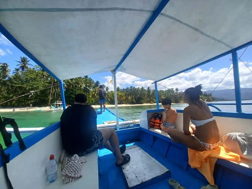Port Barton: Island Hopping with Lunch,Hotel Transfer & Fees - The crew is a major part of the value