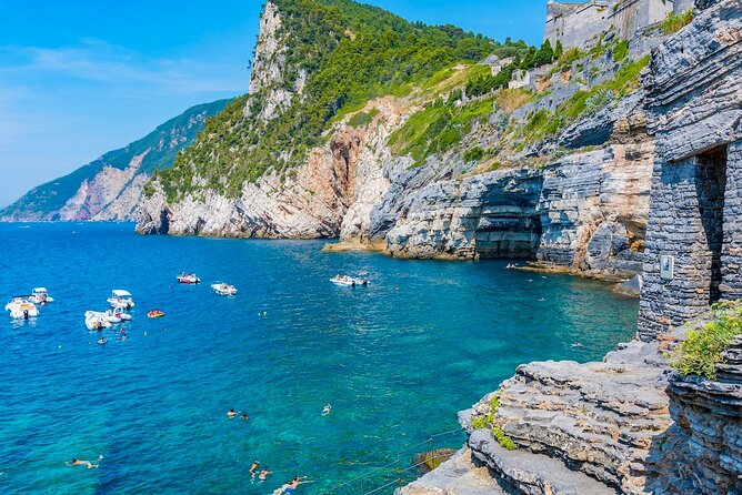 Portovenere & Three Islands Small Group Boat Tour from La Spezia - Food, drinks, and the small-group feel
