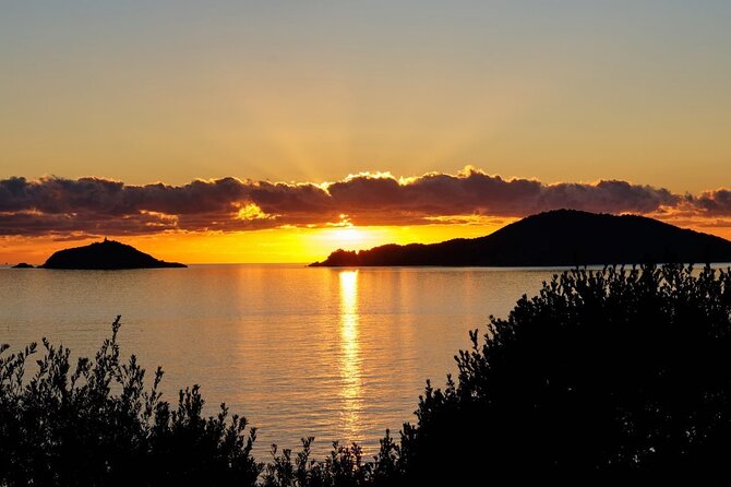 Portovenere & Three Islands Sunset Boat Tour from La Spezia - Why this sunset cruise works so well