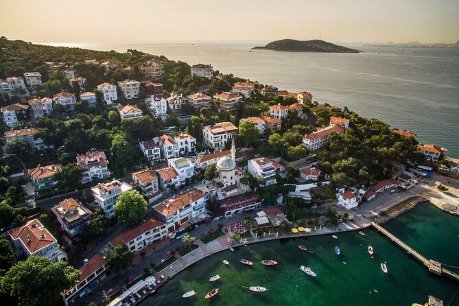 Princes' Islands Tour from Istanbul Lunch Included - Büyükada: lunch, free time, and the day’s main stop