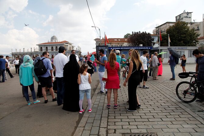Princes Islands Tour WITH Private Boat, optional Pickup & Lunch - Büyükada, three hours for the main visit