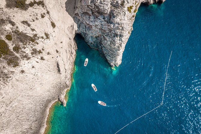 Private Blue Cave and Hvar - 5 Islands Tour - Komiža, where the island day feels local