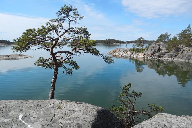 Private Boat Excursion into The Archipelago of Tammisaari - Who will enjoy this most