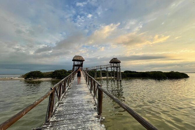 Private boat tour (3 islands tour) - Punta Mosquito: sandbars and changing sea conditions