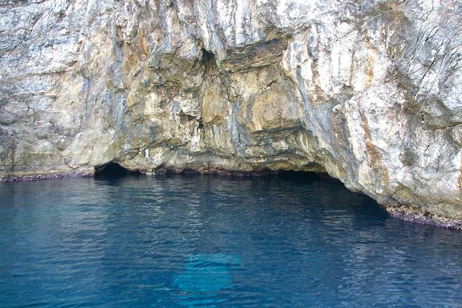 Private Boat Tours Dubrovnik Elaphiti islands & Blue cave - Bowa and island dining, good food but not required