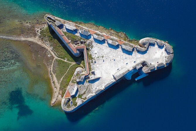 Private Boat Trip - Swim and Chill in Crystal Blue Šibenik - What the 7-meter boat is really like
