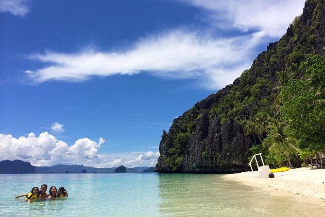Private El Nido Tour B Island Hopping - Snake Island: sand, sea, and a useful first stop