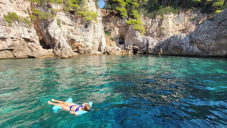 Private Elaphiti Islands Tailor-Made Boat Tour-All Inclusive - Drinks included, with one cost that is not