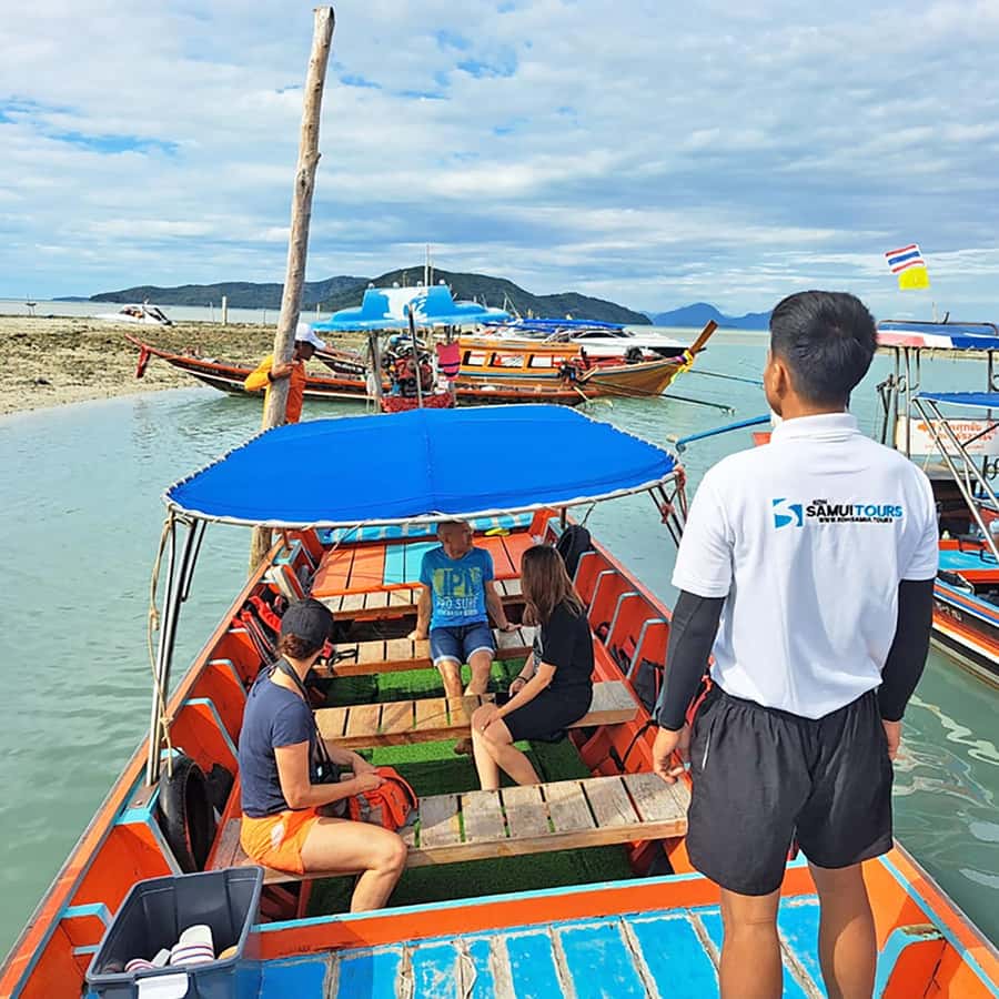 PRIVATE KOH SAMUI TOURS - SECRET ISLANDS BOAT TRIP - From Koh Samui to Thong Krut’s fishing harbor