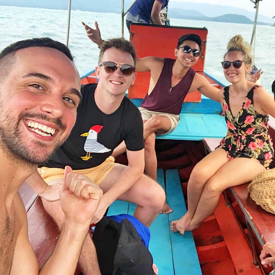 PRIVATE KOH SAMUI TOURS - SECRET ISLANDS BOAT TRIP - Koh Madsum, the famous Pig Island stop