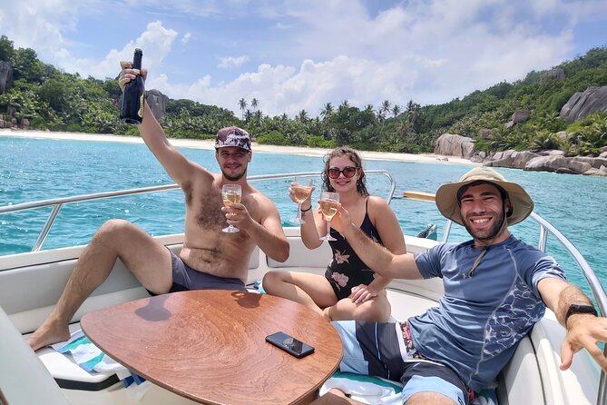 Private Seychelles Islands Tour by Boat with snacks & drinks - Who should book this experience?